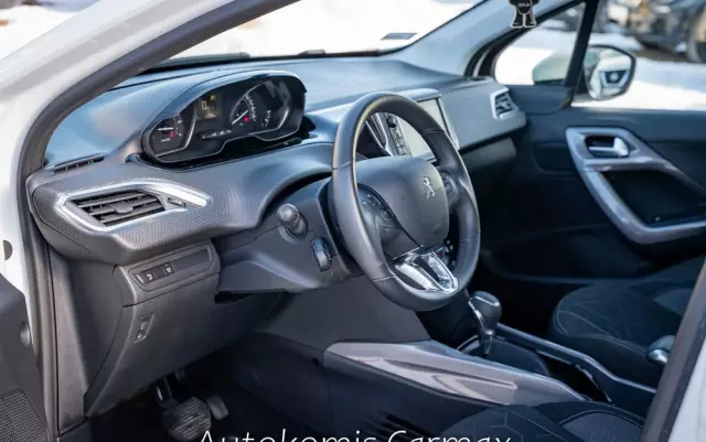 PEUGEOT 2008 1.2 Pure Tech GPF Active S&S EAT6