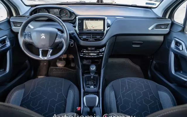 PEUGEOT 2008 1.2 Pure Tech GPF Active S&S EAT6