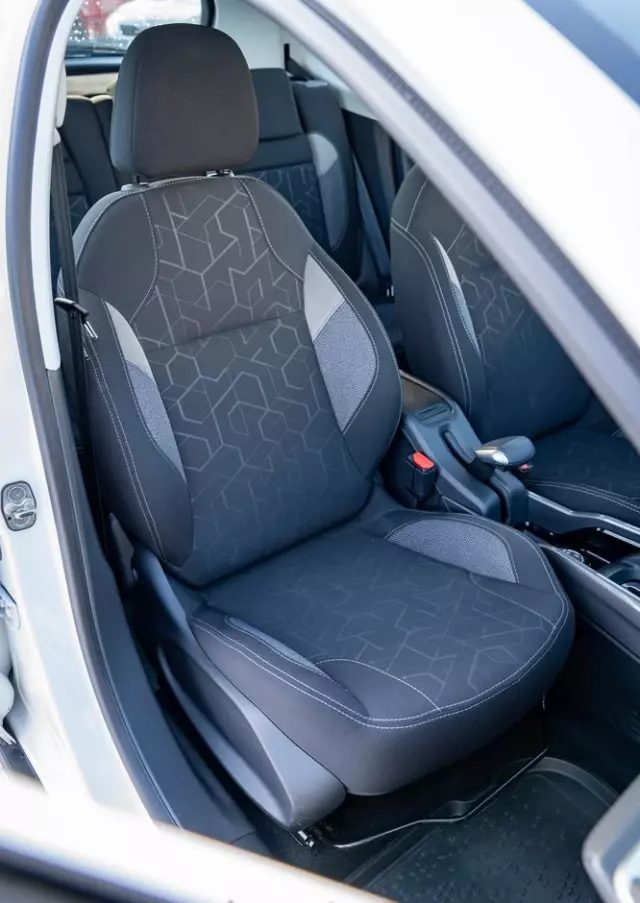 PEUGEOT 2008 1.2 Pure Tech GPF Active S&S EAT6