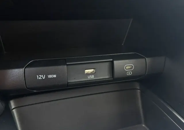 KIA XCeed 1.5 T-GDI M DCT