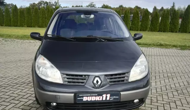RENAULT Grand Scenic 