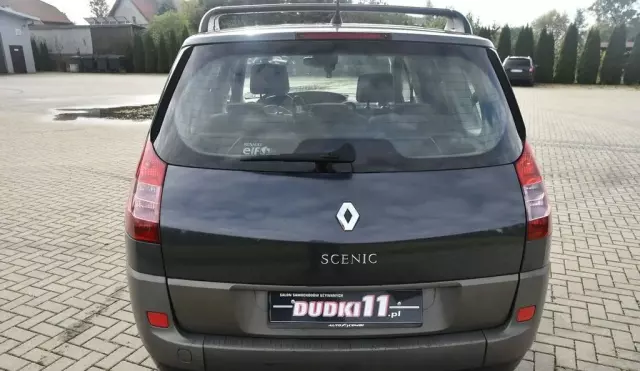 RENAULT Grand Scenic 