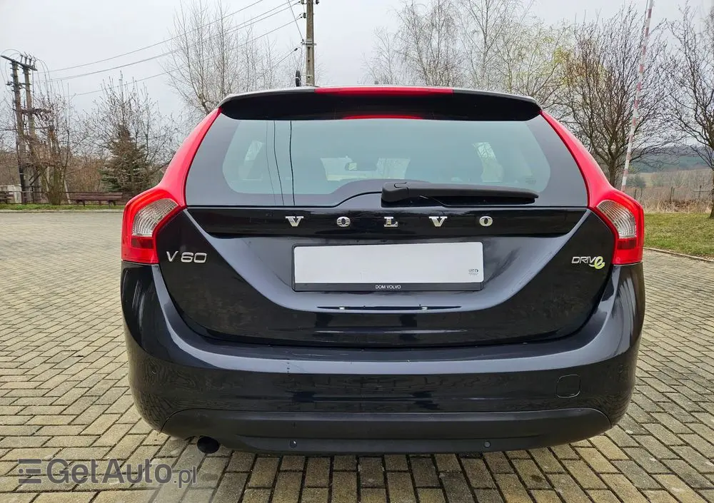 VOLVO V60 D2 Kinetic