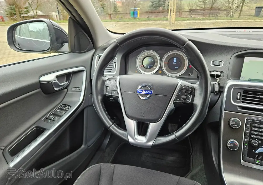 VOLVO V60 D2 Kinetic