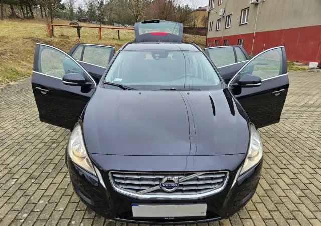 VOLVO V60 D2 Kinetic