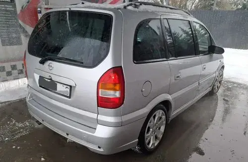 OPEL Zafira 