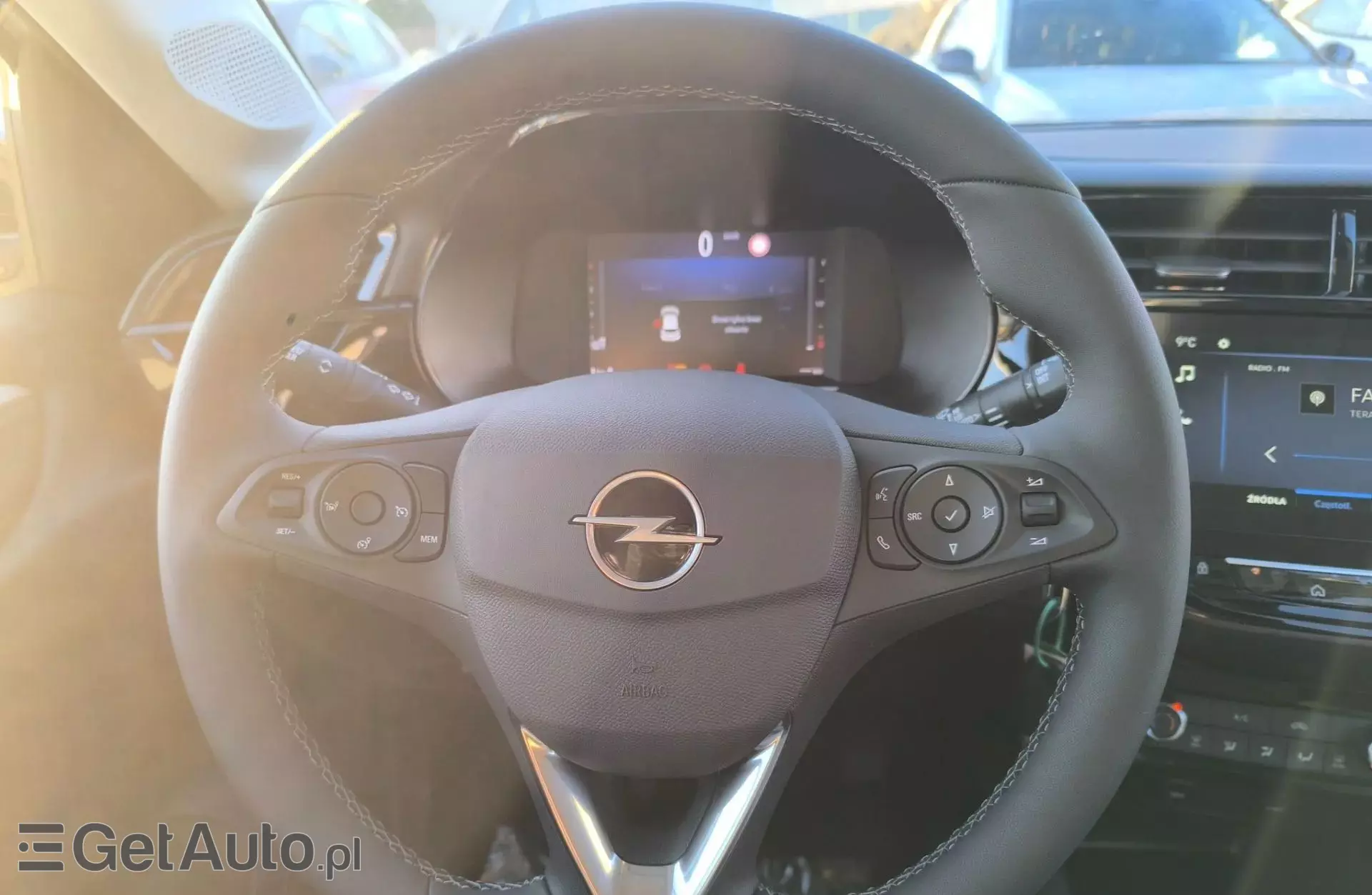 OPEL Corsa 1.2 Turbo (100 KM)
