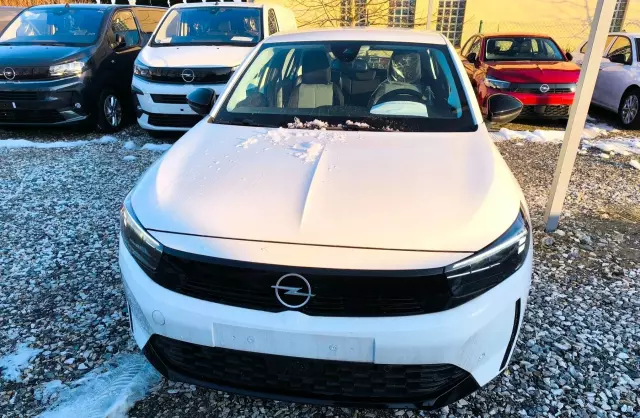 OPEL Corsa 1.2 Turbo (100 KM)