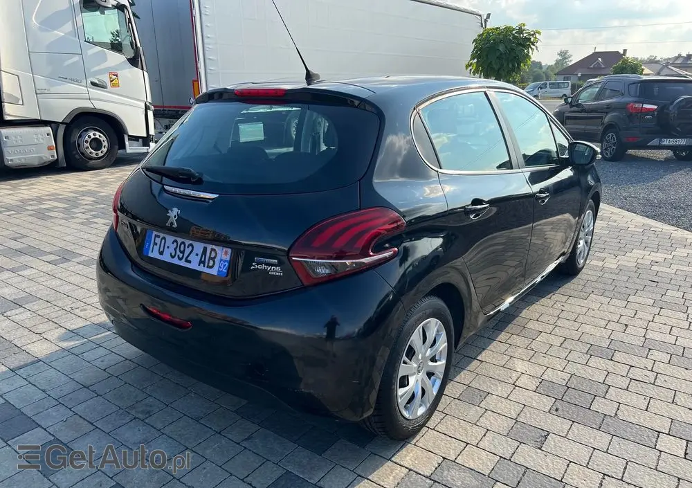 PEUGEOT 208 1.2 VTi Style