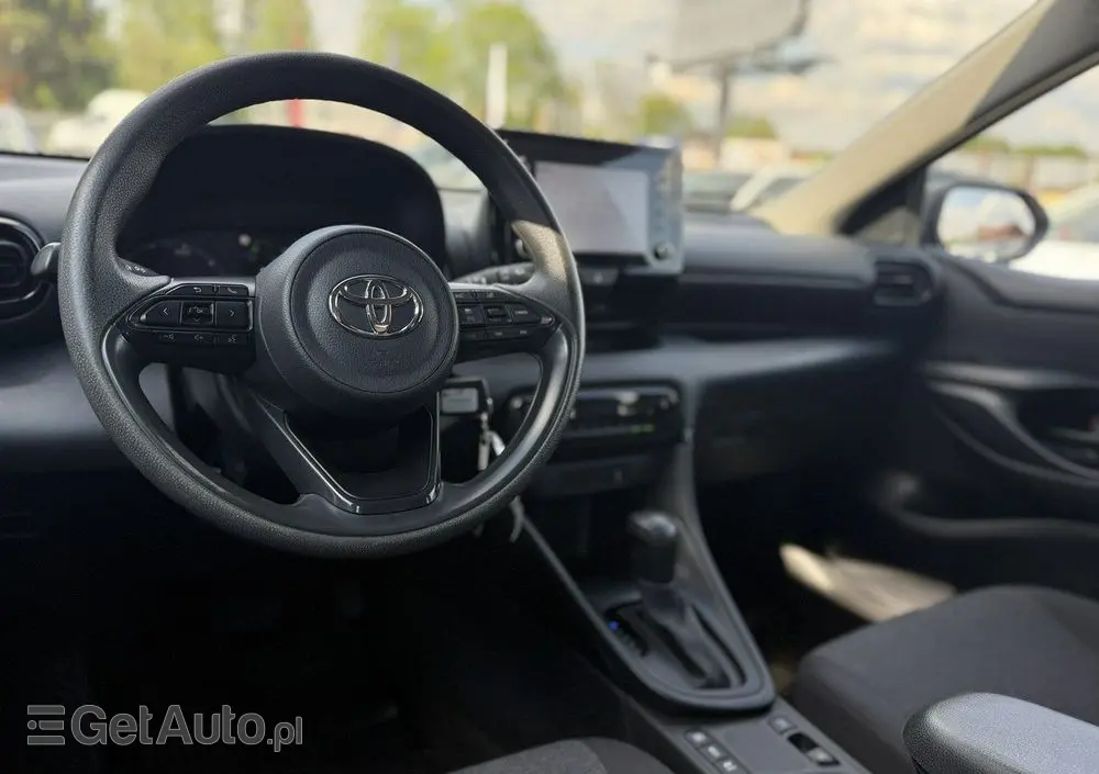 TOYOTA Yaris Hybrid 1.5 Active