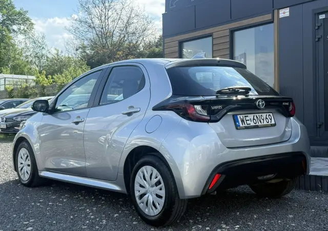 TOYOTA Yaris Hybrid 1.5 Active