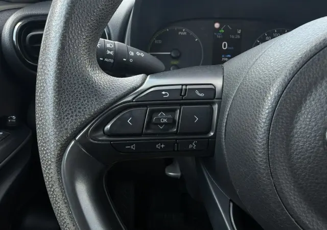TOYOTA Yaris Hybrid 1.5 Active
