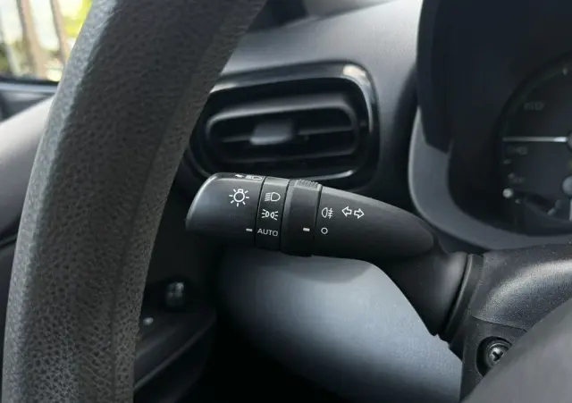 TOYOTA Yaris Hybrid 1.5 Active