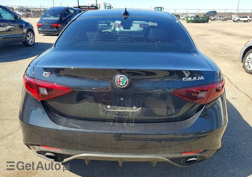 ALFA ROMEO Giulia 2.0 Turbo 16V AT8-Q4 Veloce Ti