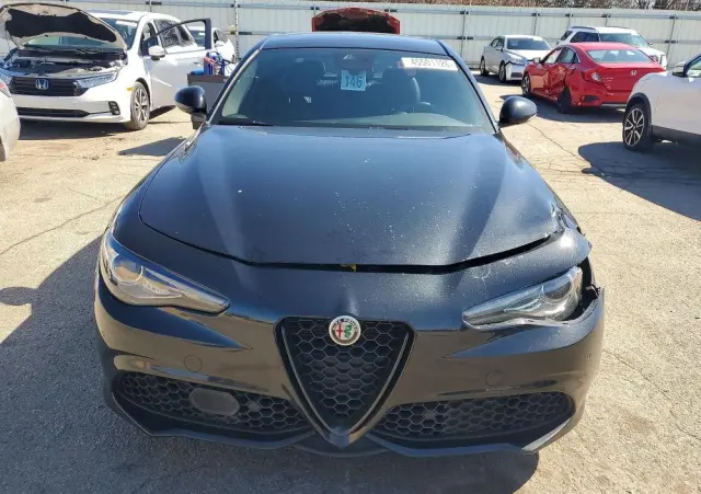 ALFA ROMEO Giulia 2.0 Turbo 16V AT8-Q4 Veloce Ti