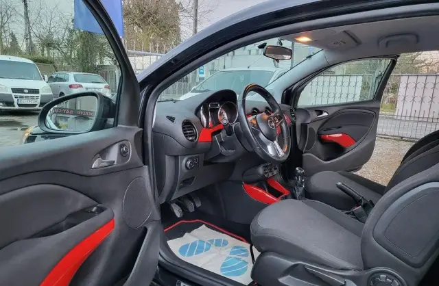 OPEL Adam 