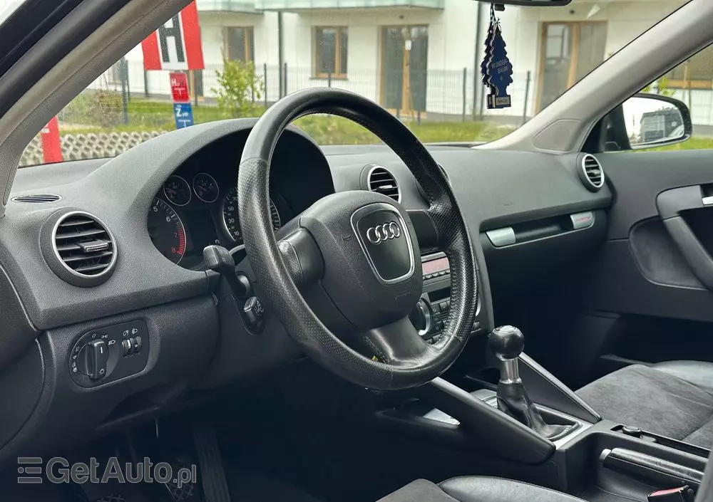 AUDI A3 2.0 TFSI quattro Sportback Ambition