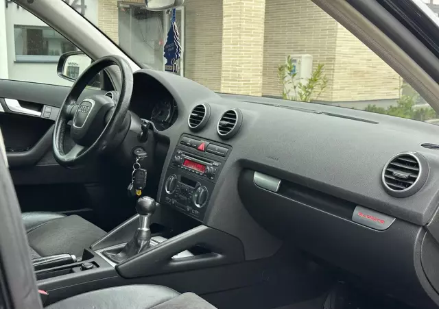 AUDI A3 2.0 TFSI quattro Sportback Ambition