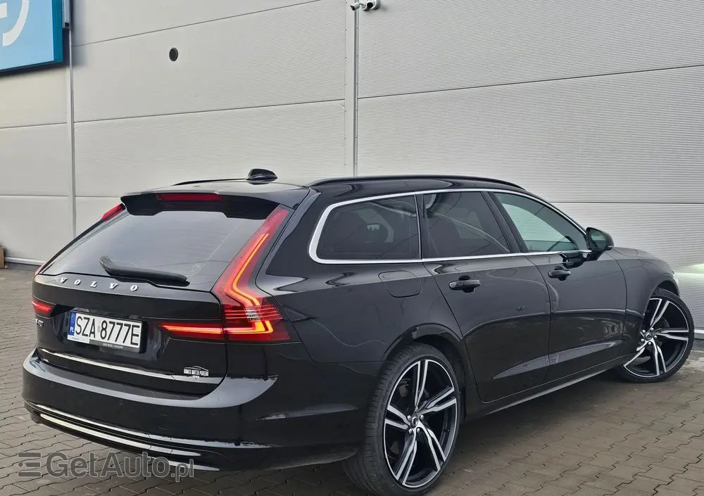VOLVO V90 B4 D Geartronic Momentum Pro