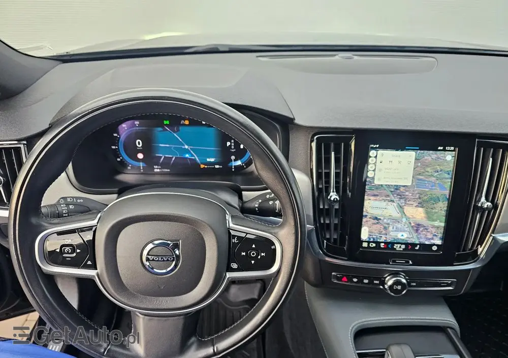 VOLVO V90 B4 D Geartronic Momentum Pro