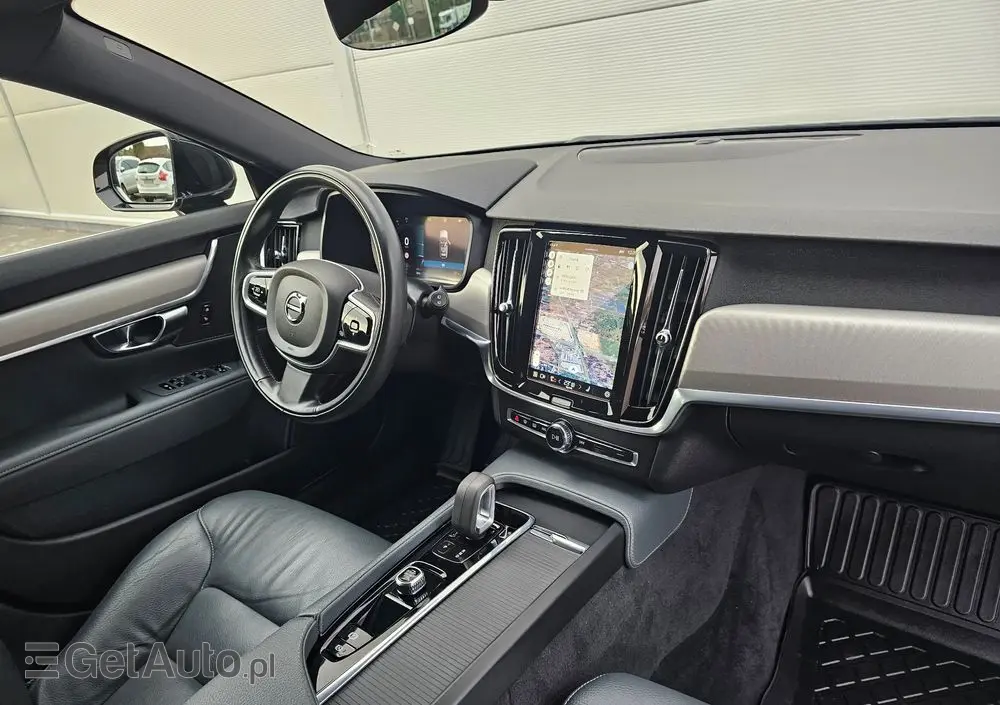 VOLVO V90 B4 D Geartronic Momentum Pro