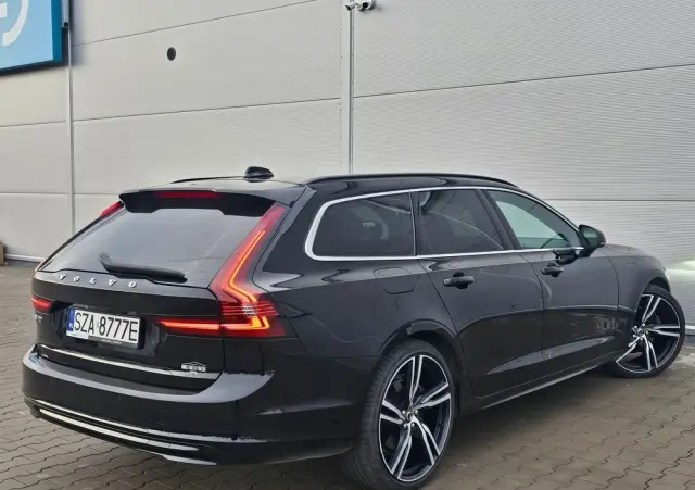 VOLVO V90 B4 D Geartronic Momentum Pro