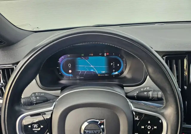 VOLVO V90 B4 D Geartronic Momentum Pro