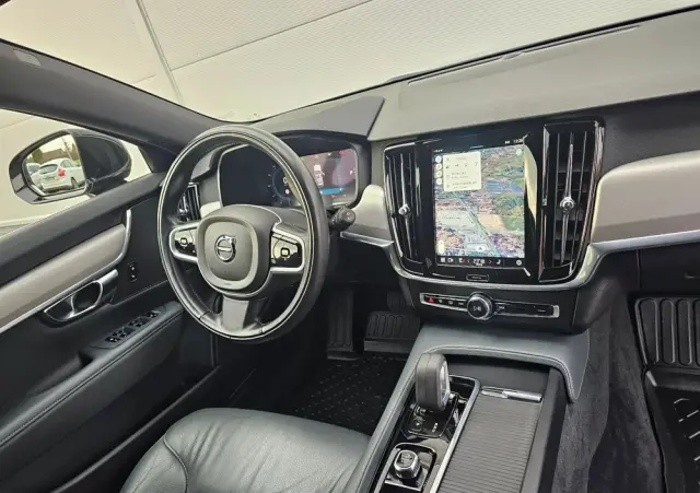 VOLVO V90 B4 D Geartronic Momentum Pro