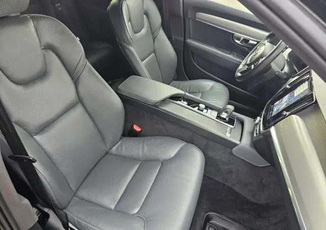 VOLVO V90 B4 D Geartronic Momentum Pro