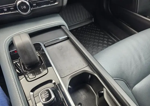 VOLVO V90 B4 D Geartronic Momentum Pro