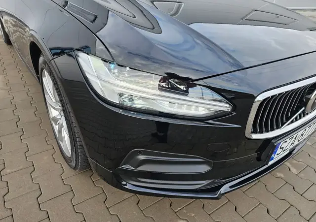 VOLVO V90 B4 D Geartronic Momentum Pro