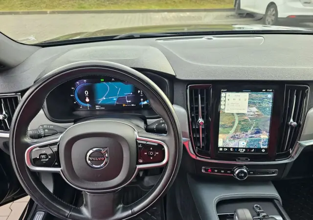 VOLVO V90 B4 D Geartronic Momentum Pro