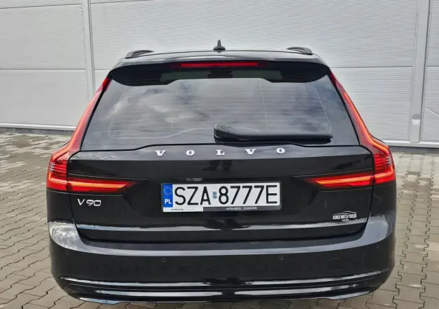 VOLVO V90 B4 D Geartronic Momentum Pro