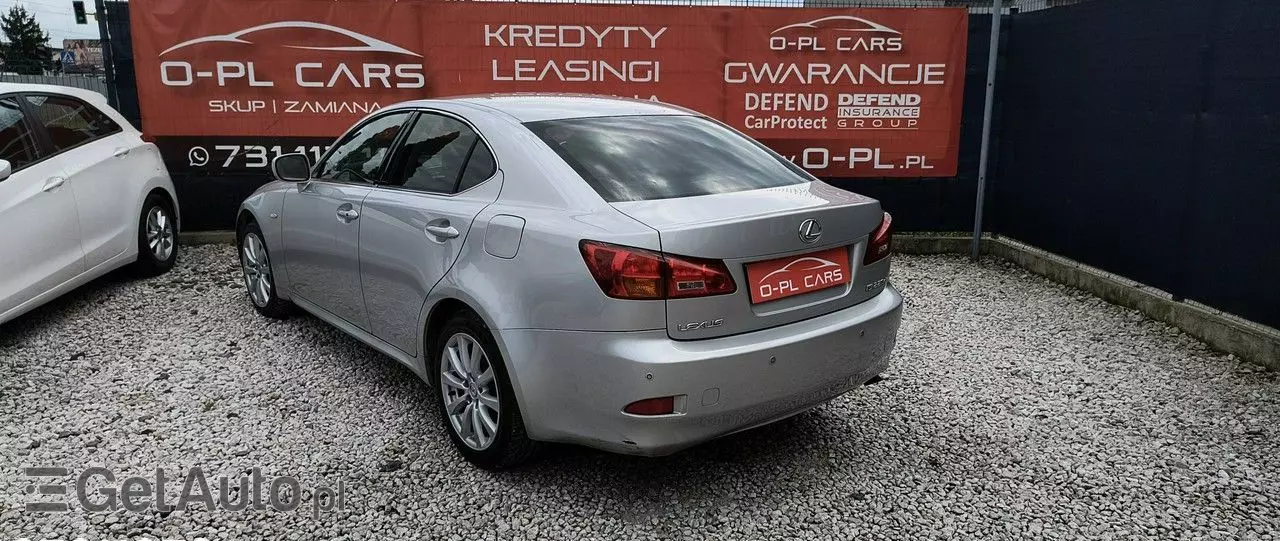 LEXUS IS 