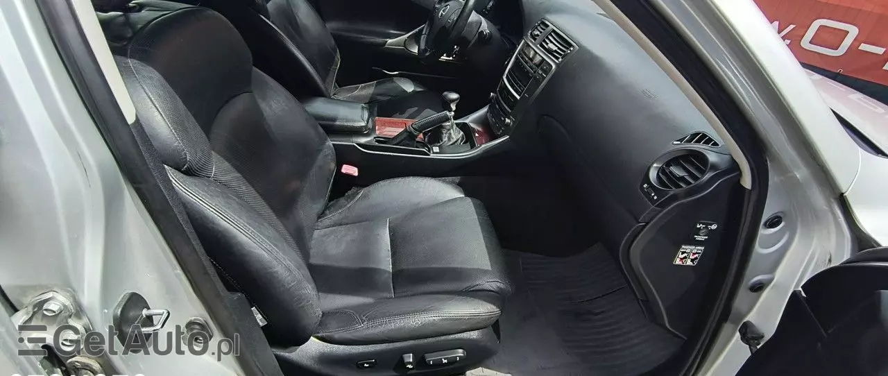 LEXUS IS 