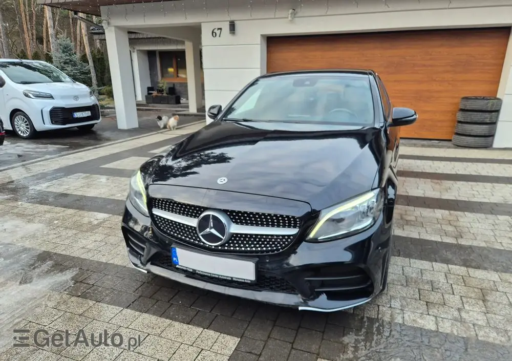 MERCEDES-BENZ Klasa C 200 4-Matic 9G-TRONIC