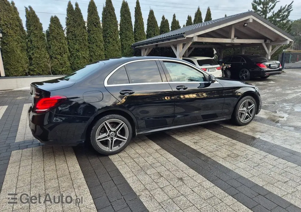 MERCEDES-BENZ Klasa C 200 4-Matic 9G-TRONIC