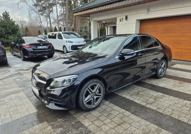 MERCEDES-BENZ Klasa C 200 4-Matic 9G-TRONIC