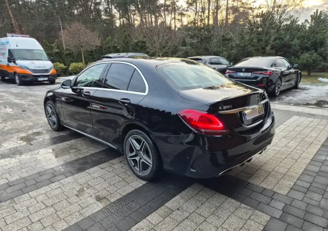 MERCEDES-BENZ Klasa C 200 4-Matic 9G-TRONIC