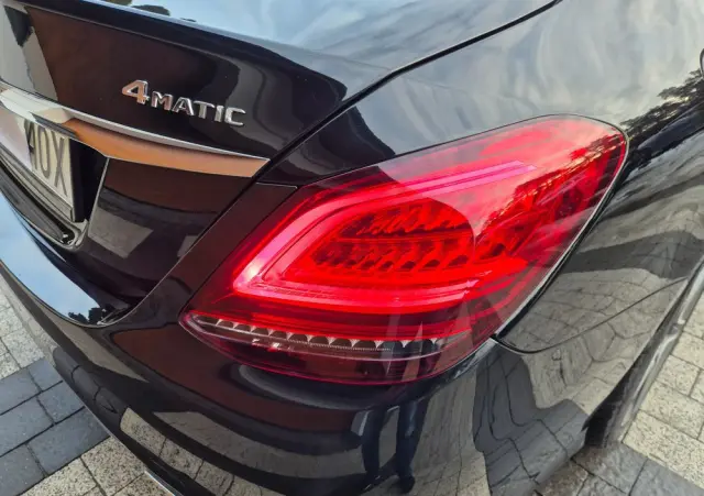 MERCEDES-BENZ Klasa C 200 4-Matic 9G-TRONIC