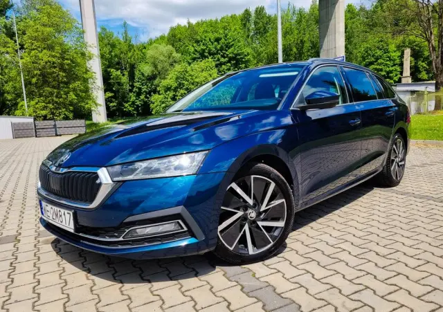 SKODA Octavia 2.0 TDI SCR Style DSG