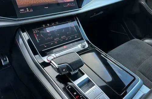 AUDI SQ7 
