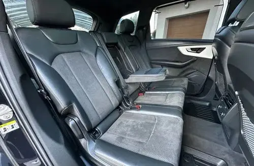 AUDI SQ7 