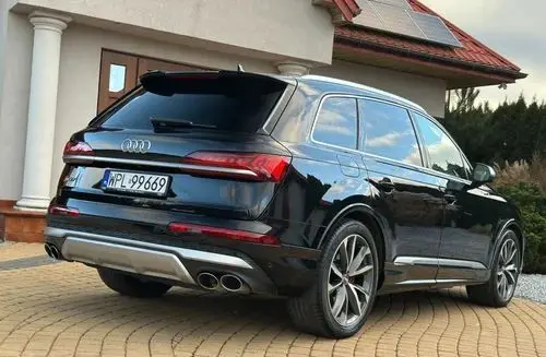 AUDI SQ7 
