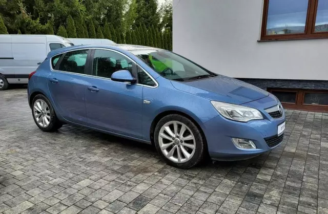 OPEL Astra 