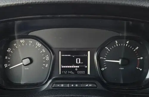 PEUGEOT Expert 