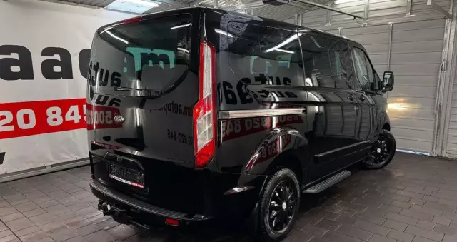 FORD Tourneo Custom 