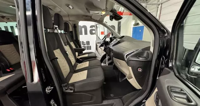 FORD Tourneo Custom 