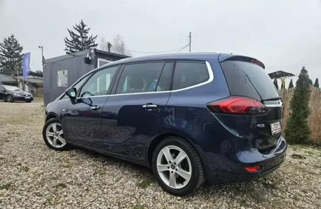 OPEL Zafira 