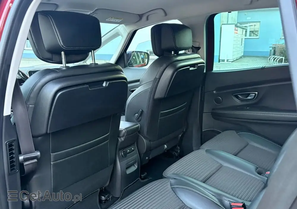 RENAULT Grand Scenic ENERGY TCe 115 S&S Bose Edition